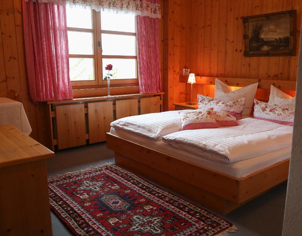 Landhaus Alpina Guest House Mittersill Room photo